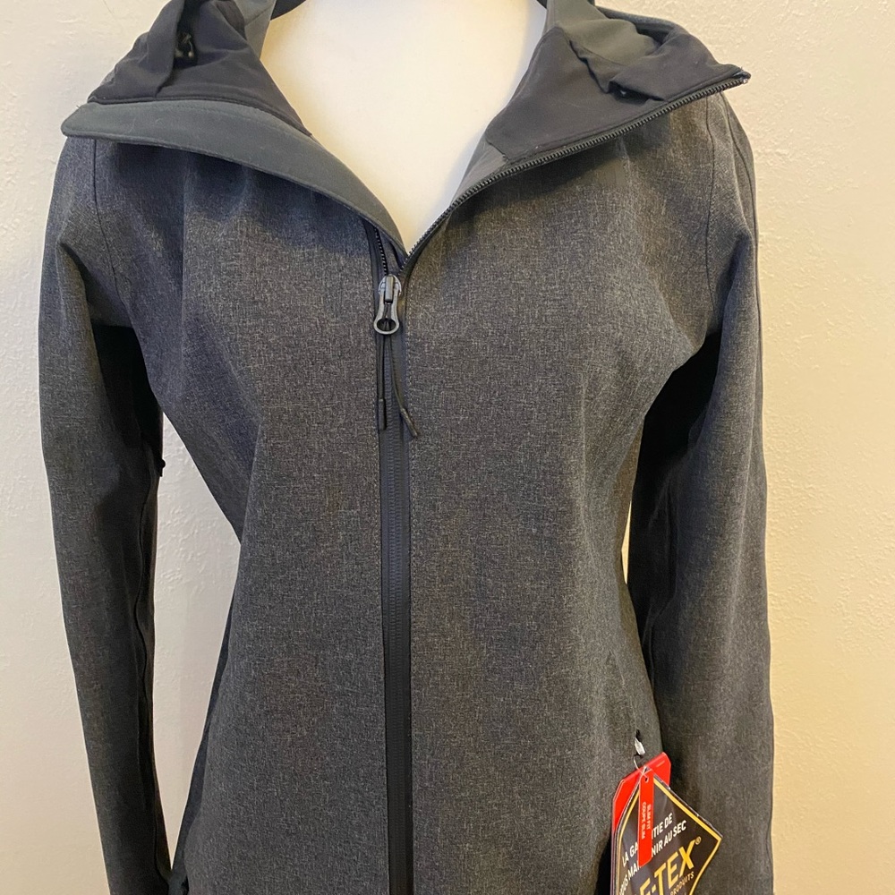 Women's Gore-Tex North Face coat